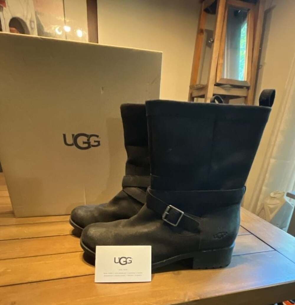 UGG Women's Glendale Water Resistant Leather Black Moto Boot Size 9.5